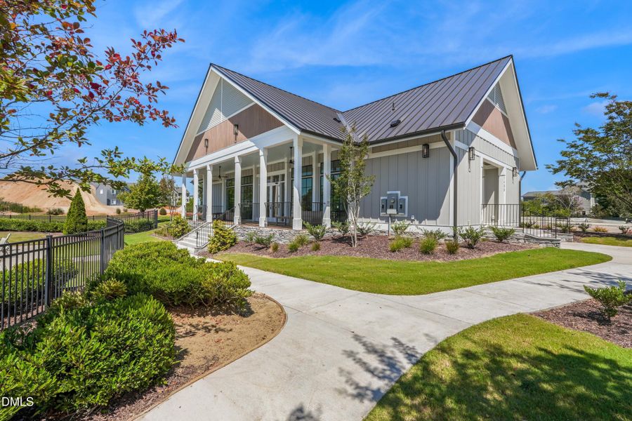 Holding Village Somerset Pavillion 2_9.4 Holding Village Somerset Pavillion 2_9.4