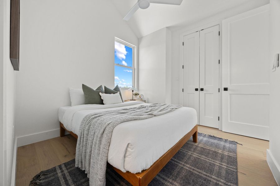 Bedroom with Ensuite Bath