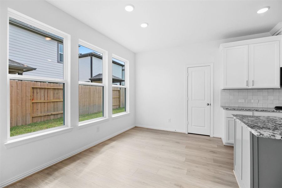 Spacious, unfurnished interior of a new home in Beamer Villas, Friendswood (Image 18).
