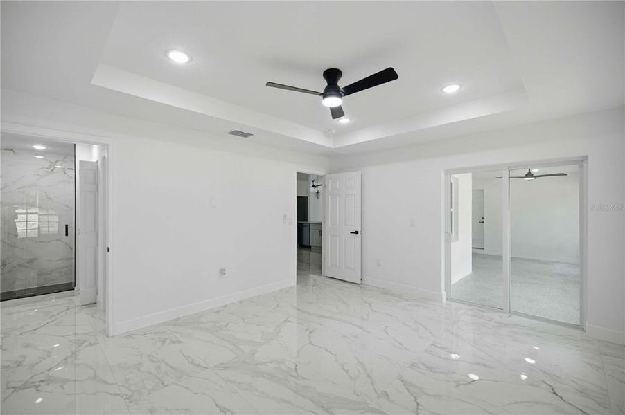 Spacious, unfurnished interior of a new home in , Dunnellon (Image 26). Spacious, unfurnished interior of a new home in , Dunnellon (Image 26).