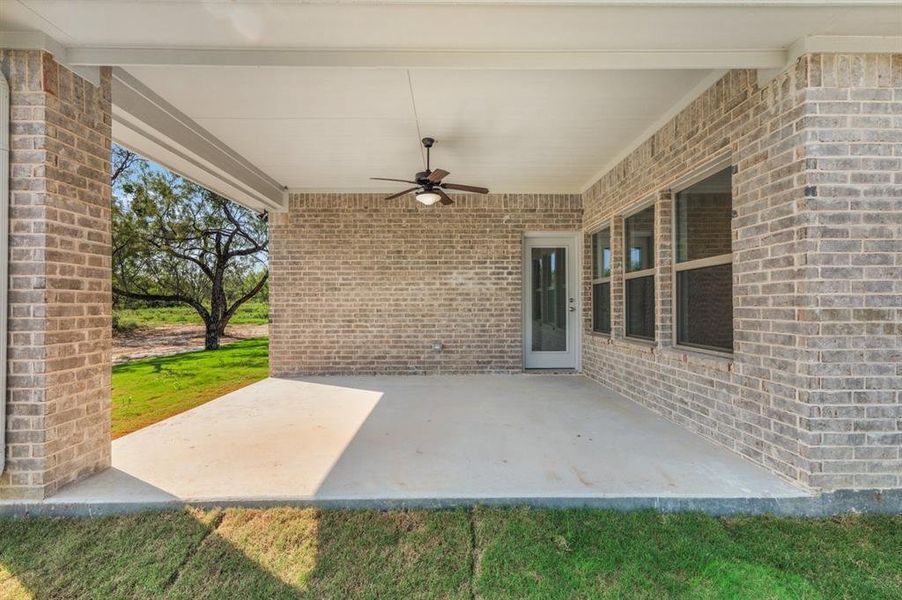 Exterior details and patio area of a home in , Weatherford (Image 24).