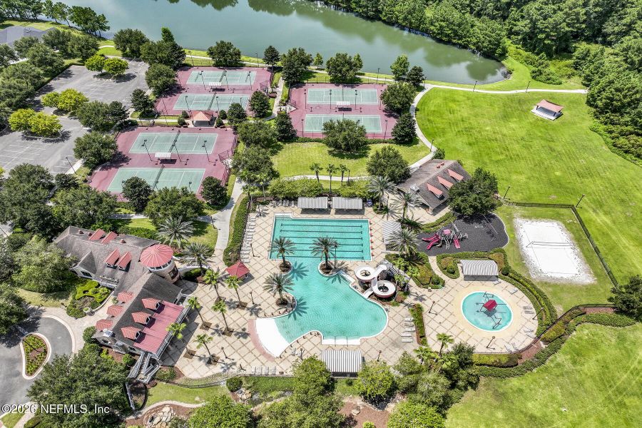 Community amenities in Rolling Hills, Green Cove Springs (Image 46).