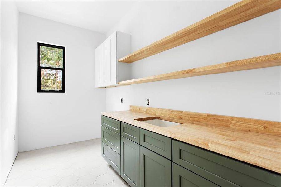 Image 15 of a home in .