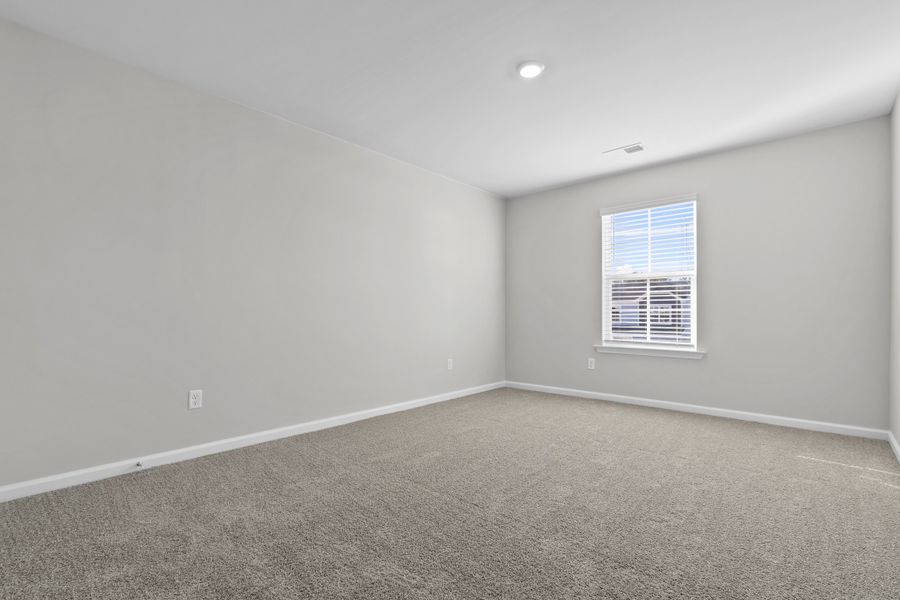 Representative unfurnished interior of a home built from the Larch Single-Family B by McGuinn Homes in Willow Lake, Blythewood (Image 21).