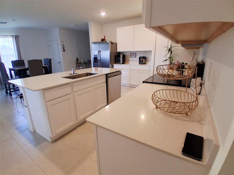 Furnished interior view inside a new home in Hunt Club Groves, Lake Wales (Image 18).