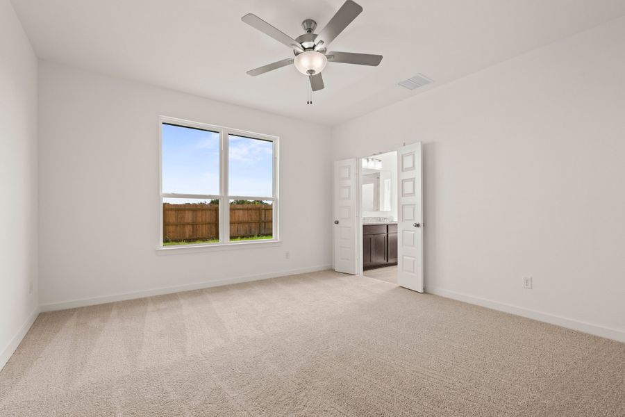 Spacious, unfurnished interior of a new home in Rancho San Gabriel, Georgetown (Image 16). Spacious, unfurnished interior of a new home in Rancho San Gabriel, Georgetown (Image 16).