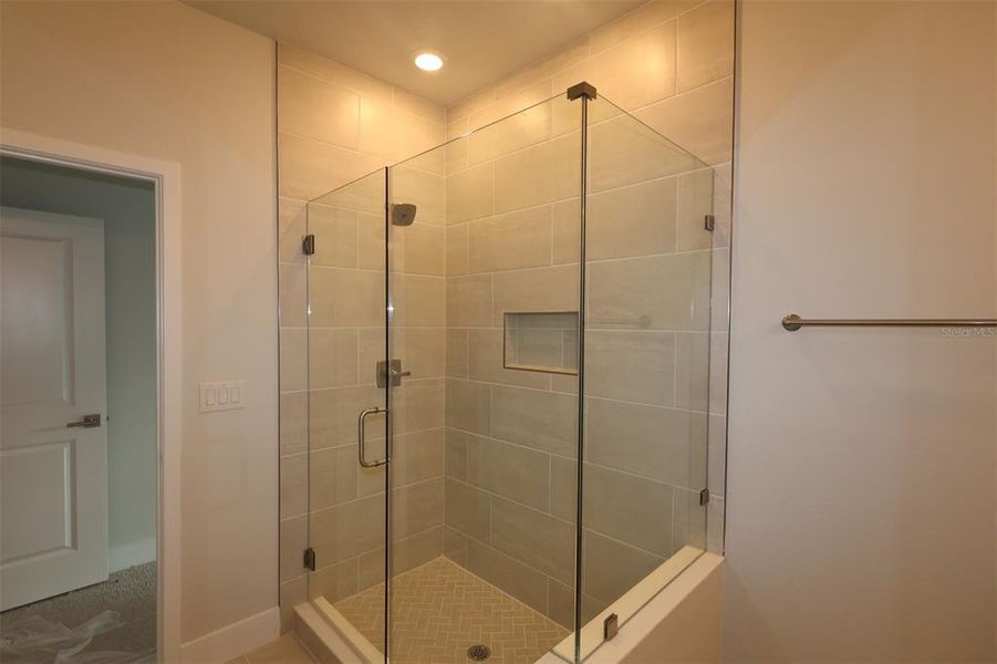 Image 14 of a home in Apex at Seminole Heights.