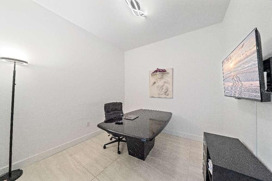 Furnished interior view inside a new home in , Sarasota (Image 34).