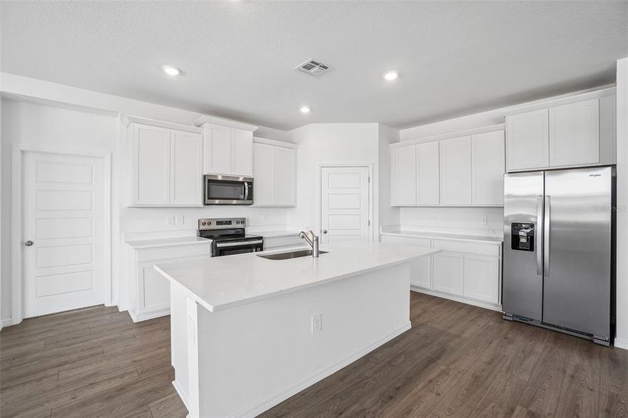 Furnished interior view inside a new home in Hawthorne Ranch, Lakeland (Image 10).
