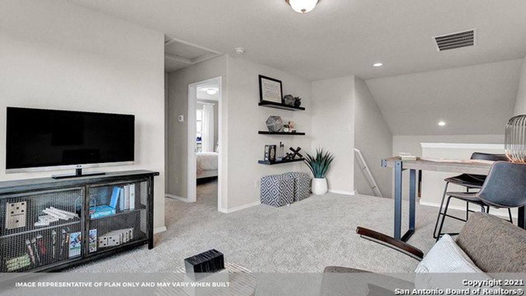 Furnished interior view inside a new home in Arroyo Ranch, Seguin (Image 19). Furnished interior view inside a new home in Arroyo Ranch, Seguin (Image 19).