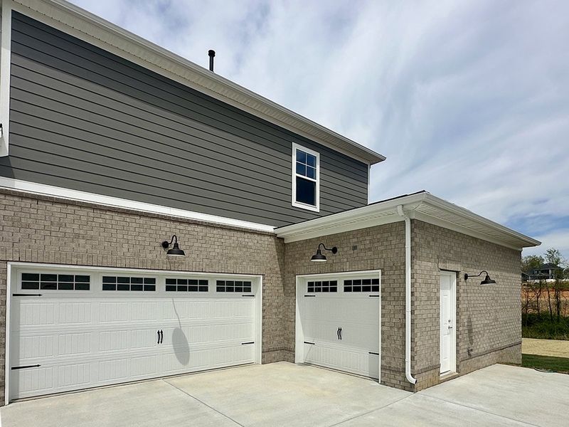 Exterior details and patio area of a home in Richvale Estates, Fairview (Image 4).