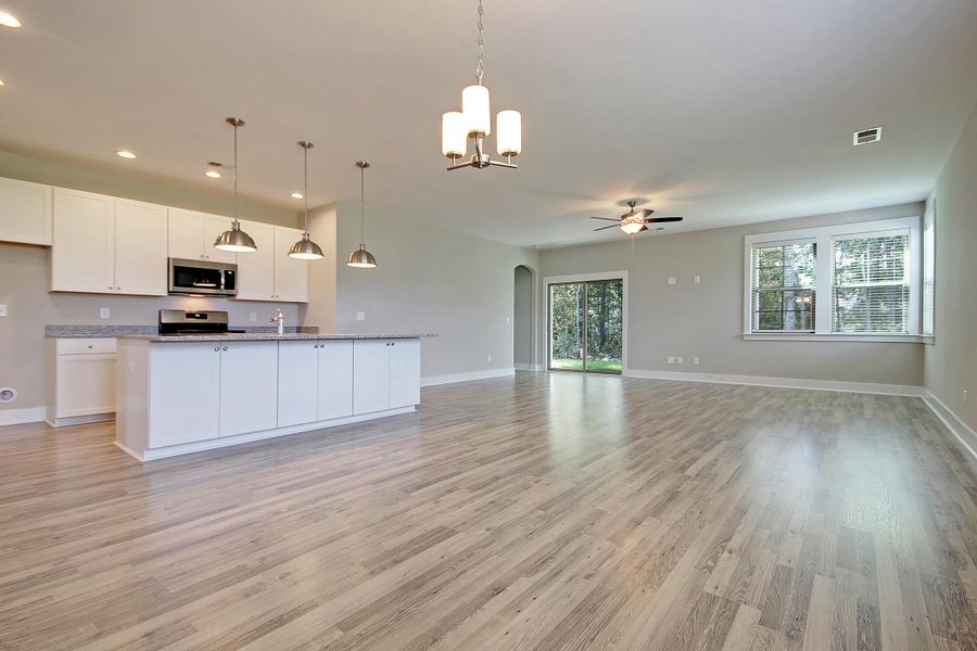 Spacious, unfurnished interior of a new home in Creek Pointe, Moncks Corner (Image 13). Spacious, unfurnished interior of a new home in Creek Pointe, Moncks Corner (Image 13).