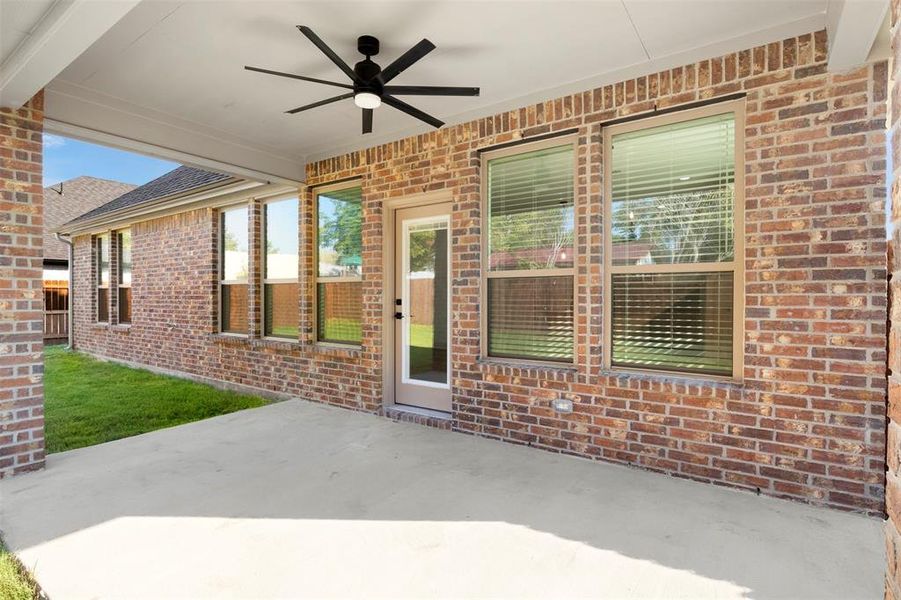 Exterior details and patio area of a home in , Italy (Image 24).
