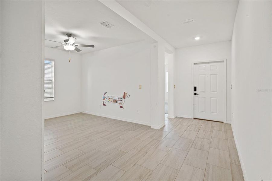 Spacious, unfurnished interior of a new home in Connerton, Land O' Lakes (Image 28). Spacious, unfurnished interior of a new home in Connerton, Land O' Lakes (Image 28).