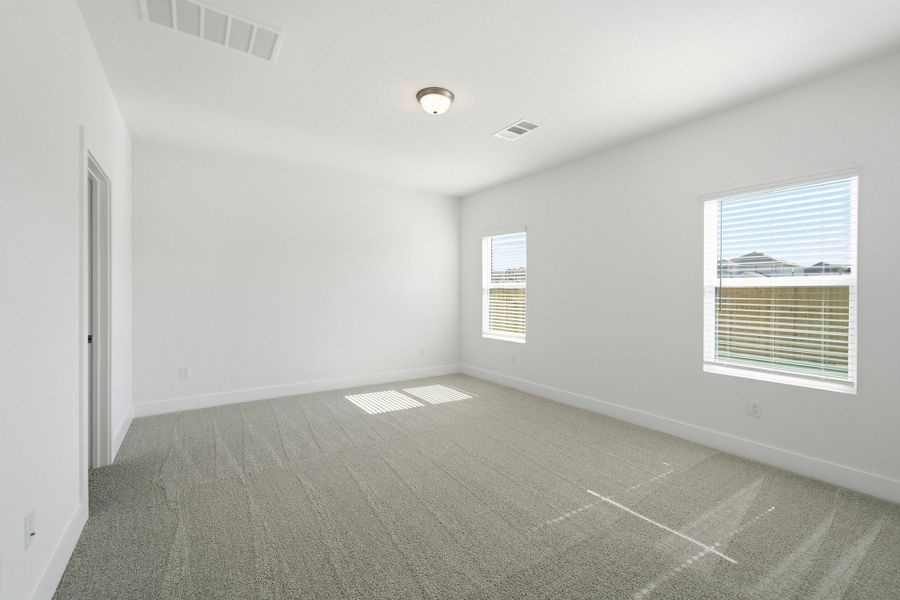 Spacious, unfurnished interior of a new home in Sunfield, Buda (Image 38). Spacious, unfurnished interior of a new home in Sunfield, Buda (Image 38).