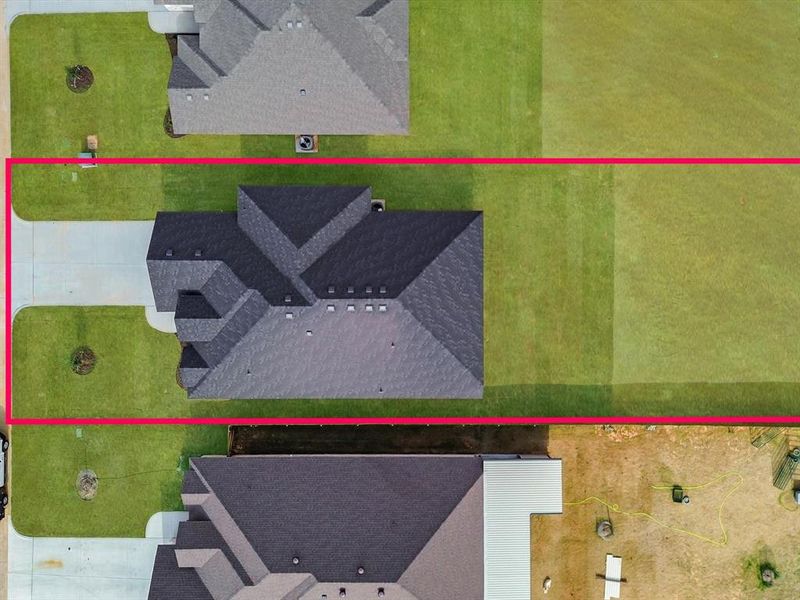 Image 37 of a home in . Image 37 of a home in .