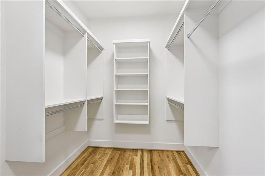 Spacious, unfurnished interior of a new home in , Atlanta (Image 21).