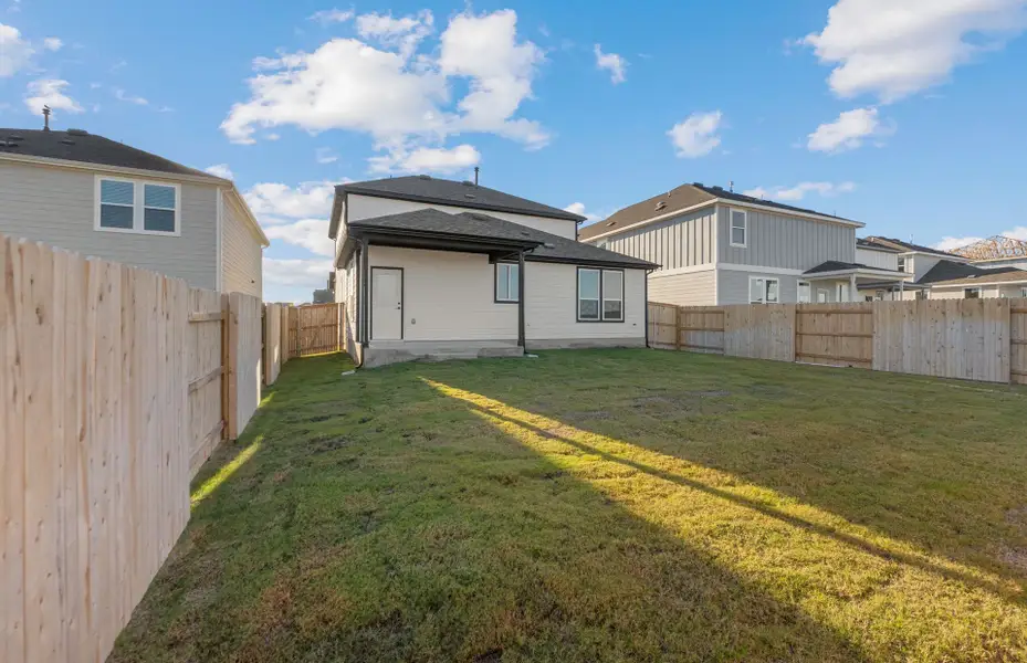 Exterior details and patio area of a home in Patterson Ranch, Georgetown (Image 3).
