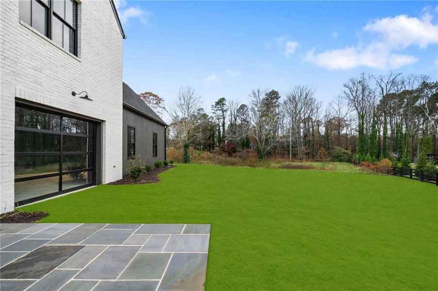 Exterior details and patio area of a home in , Roswell (Image 3).
