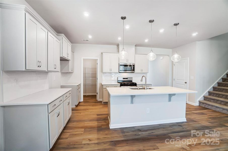 Photo representation only. Exterior and interior colors and finishes will vary. Photo representation only. Exterior and interior colors and finishes will vary.