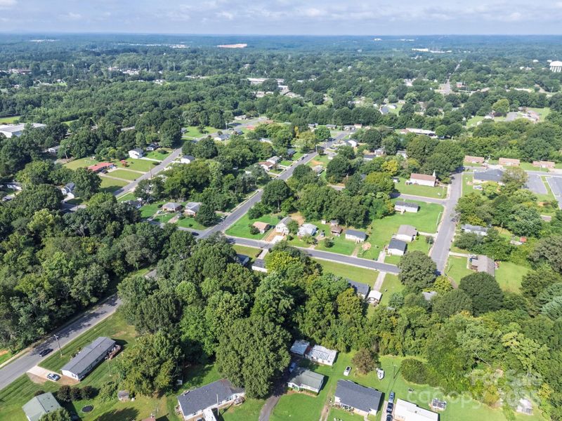 Image 32 of a home in .