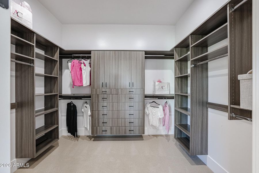 Model Home B38 Owner's Suite Walk-In Clo Model Home B38 Owner's Suite Walk-In Clo