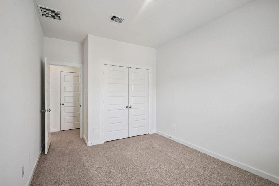 Spacious, unfurnished interior of a new home in Kemah Crossing - City Series, Kemah (Image 17). Spacious, unfurnished interior of a new home in Kemah Crossing - City Series, Kemah (Image 17).