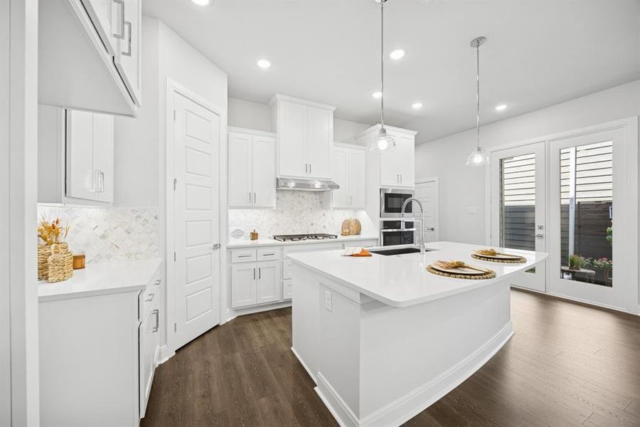 Furnished interior view inside a new home in The Retreat at Harvest, Argyle (Image 6). Furnished interior view inside a new home in The Retreat at Harvest, Argyle (Image 6).