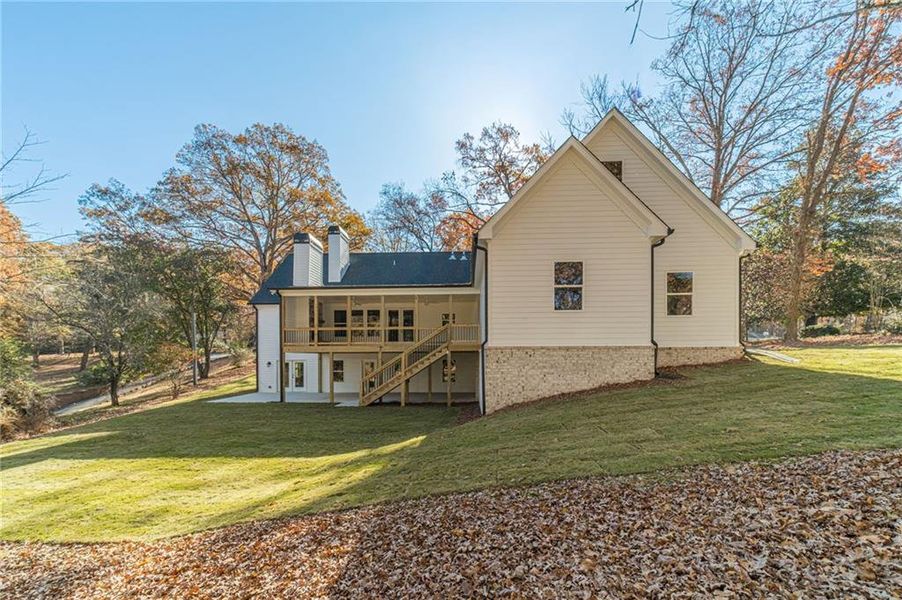 Exterior details and patio area of a home in , Monroe (Image 44).