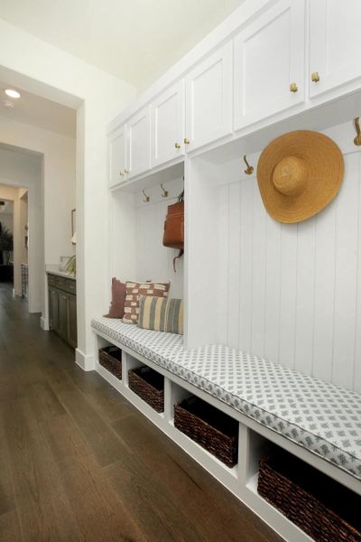 The Castella II Family Foyer