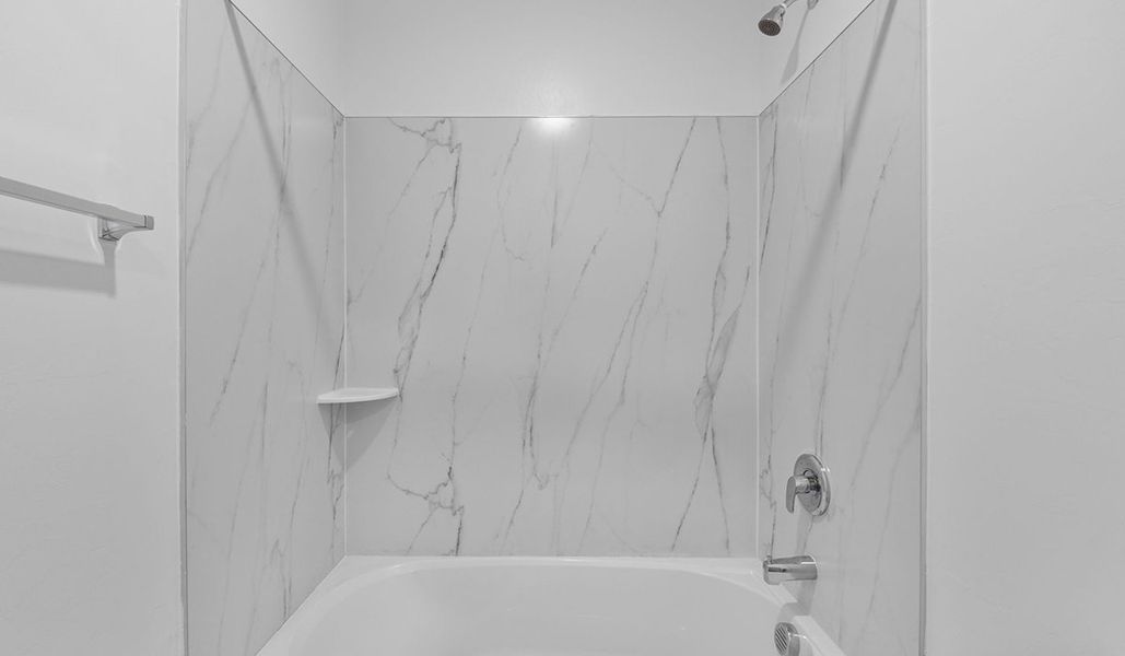 Representative interior finishes for a home built from the Elm - C30E by D.R. Horton in Redford Estates, Tucson (Image 14).