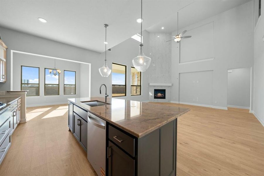 DAL_South Pointe_Eagle Mountain II_2229 Birch Street (10) DAL_South Pointe_Eagle Mountain II_2229 Birch Street (10)