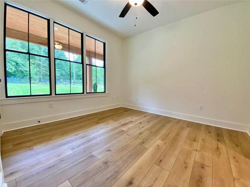 Spacious, unfurnished interior of a new home in , Gainesville (Image 28).