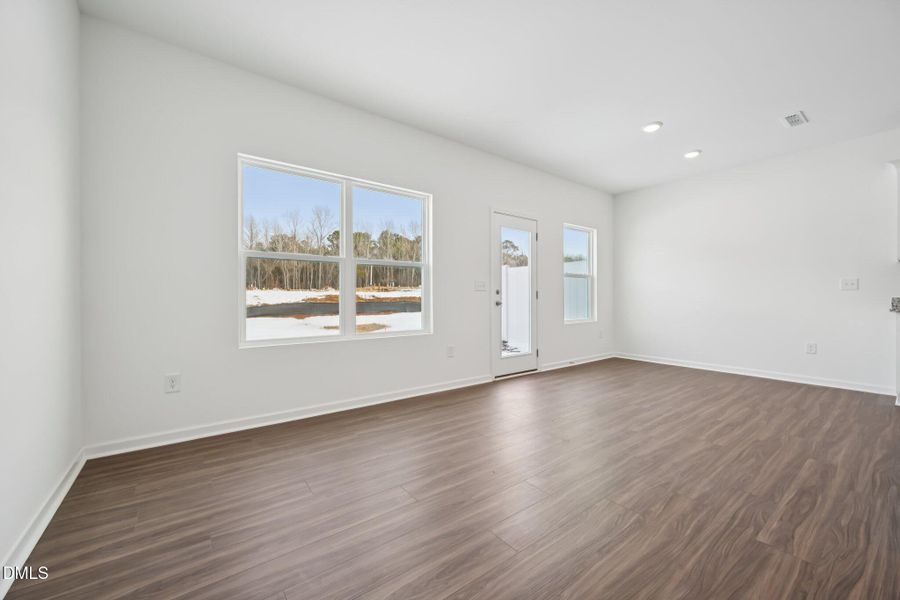 19-web-or-mls-Flagstone Wy-S0402-019