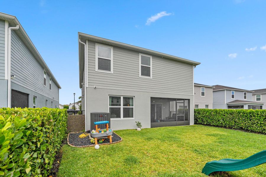 Exterior details and patio area of a home in , Port St. Lucie (Image 27).