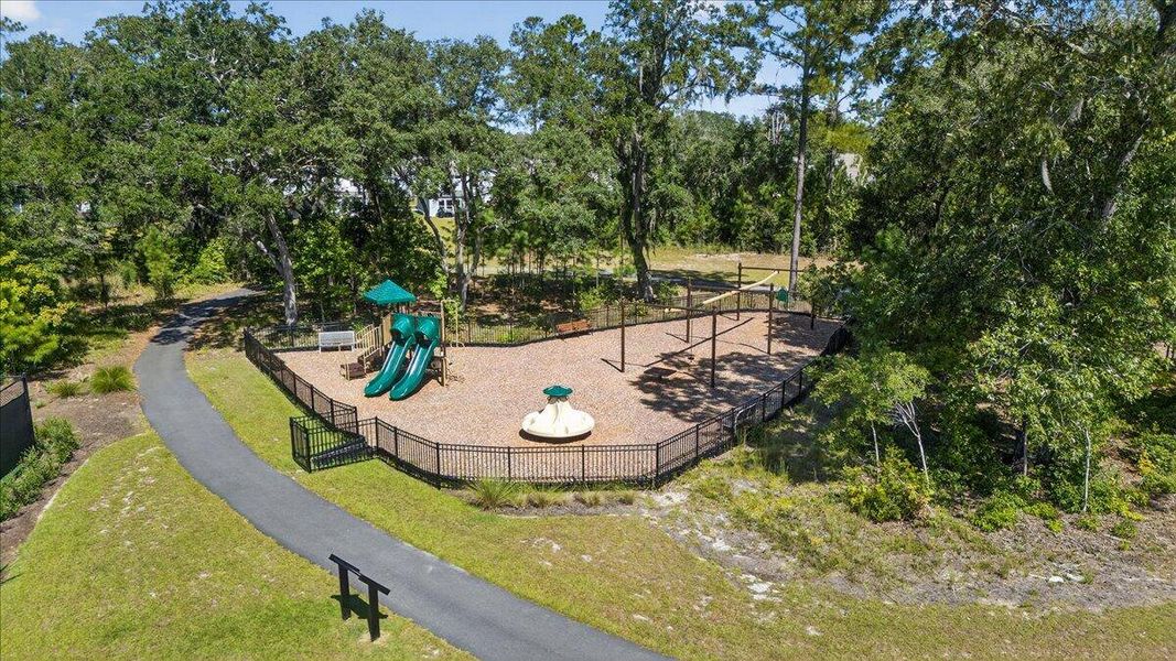 Image 43 of a home in . Image 43 of a home in .