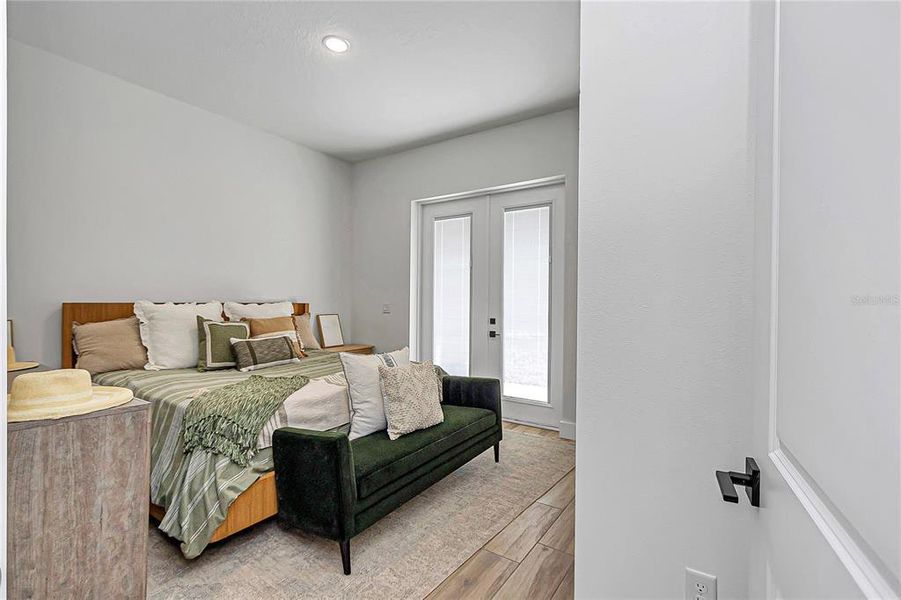 Furnished interior view inside a new home in , Dunnellon (Image 17).