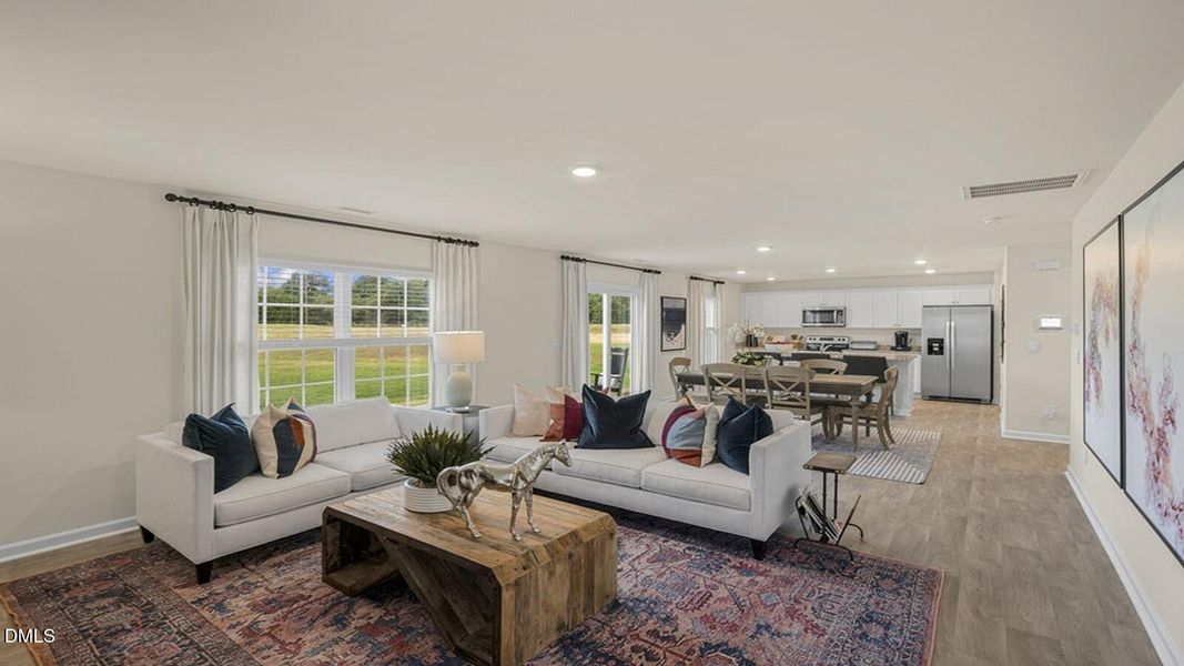 olive-branch-model-007