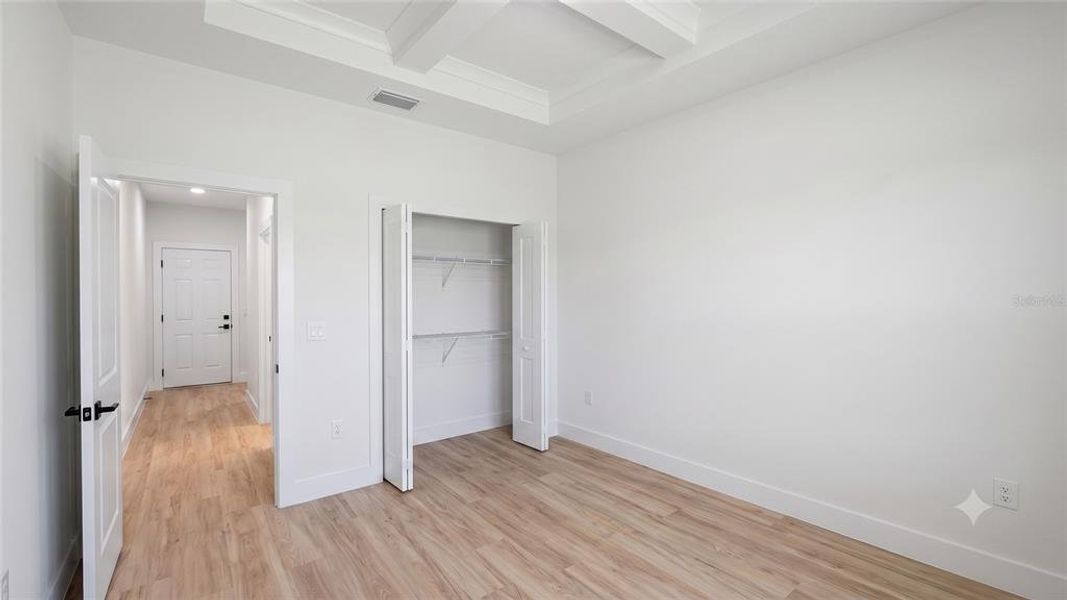 Spacious, unfurnished interior of a new home in , North Port (Image 28).