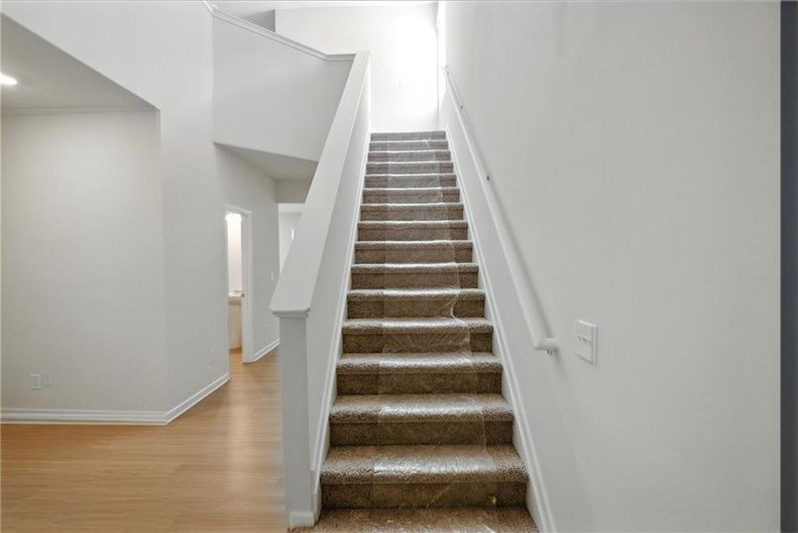 Spacious, unfurnished interior of a new home in Castleberry Pointe, Dawsonville (Image 20).