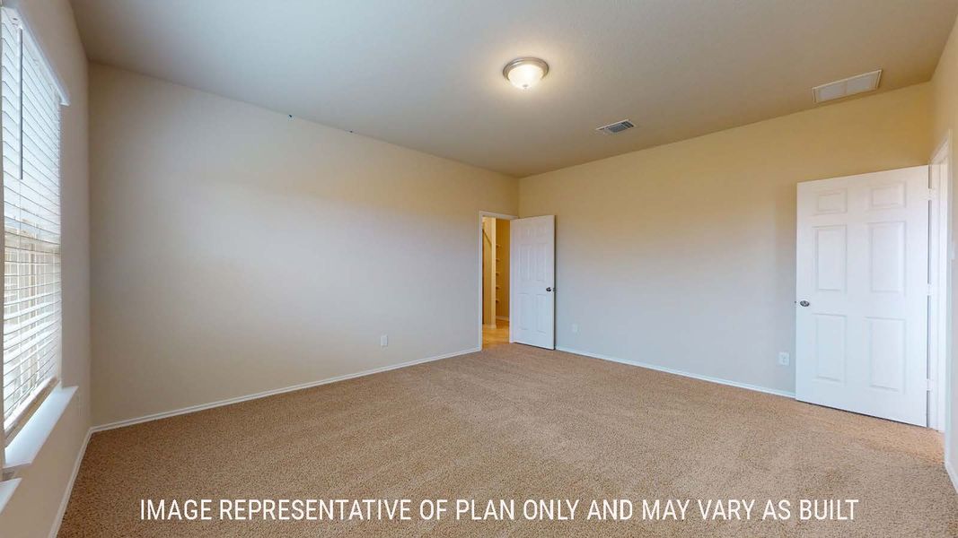 Representative unfurnished interior of a home built from the Perry by D.R. Horton in Park Meadows, Lorena (Image 19).