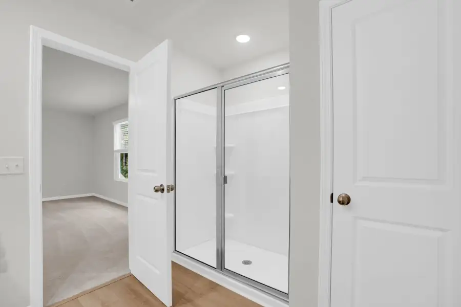 Image 47 of a home in Bradford Pointe.