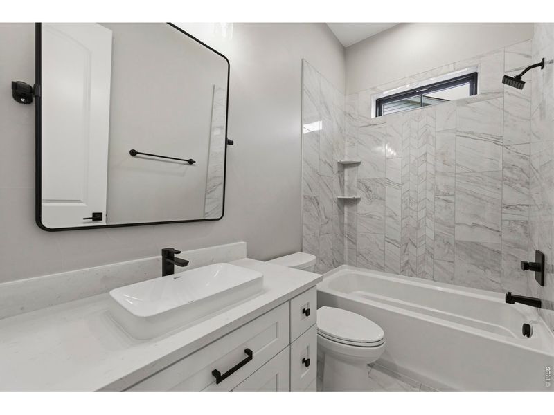 Furnished interior view inside a new home in , Berthoud (Image 35).