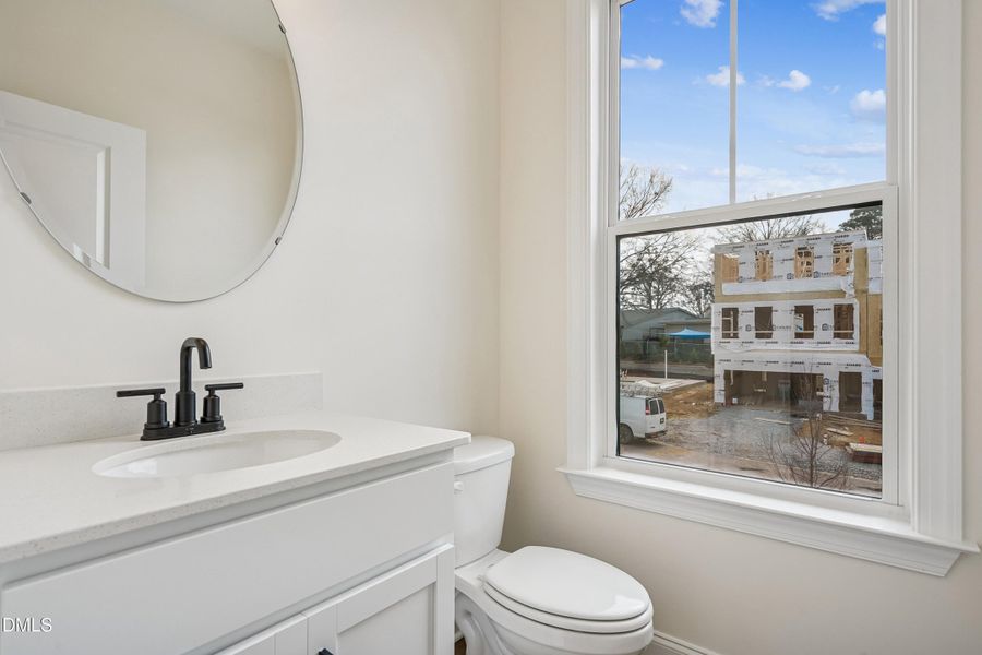 09-Powder Room 09-Powder Room