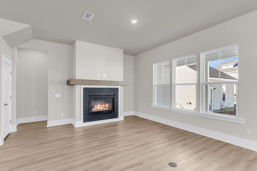 Spacious, unfurnished interior of a new home in Midtown at Nexton, Summerville (Image 22).