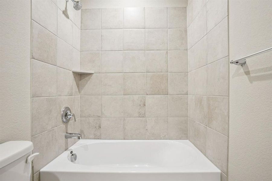 Photo is not of the actual home, but is an inspirational photo of builder’s model home and may depict options, furnishings, and/or decorator features that are not included. Photo is not of the actual home, but is an inspirational photo of builder’s model home and may depict options, furnishings, and/or decorator features that are not included.