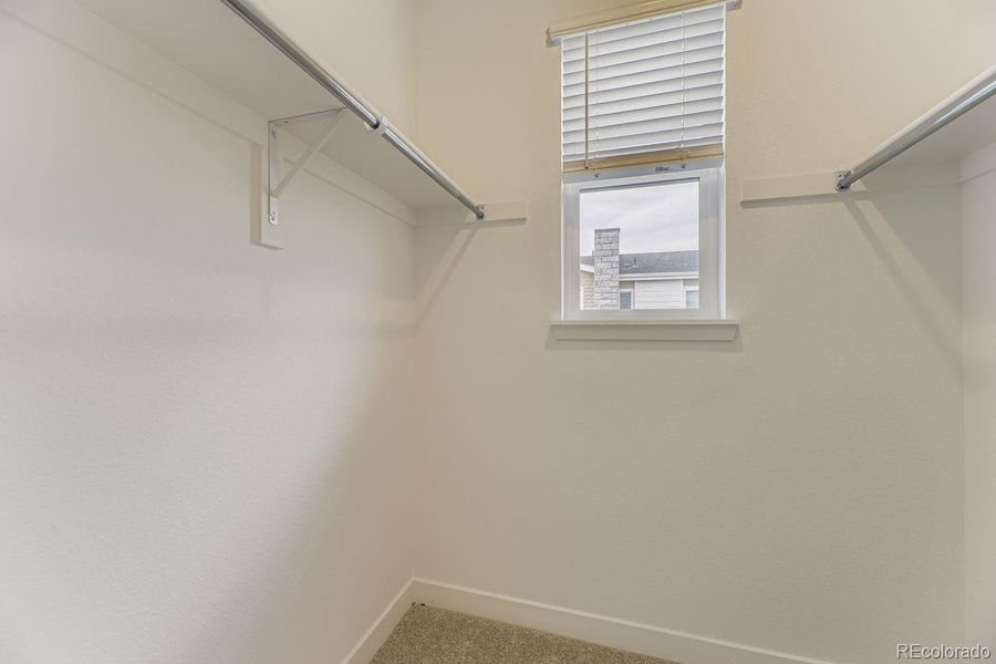 Spacious, unfurnished interior of a new home in Vermilion Creek: The Skyline Collection, Centennial (Image 13).