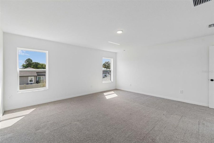 Spacious, unfurnished interior of a new home in Avalon West, Spring Hill (Image 70).
