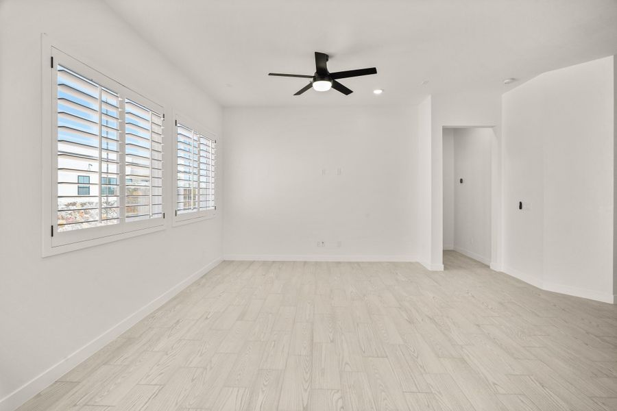 Spacious, unfurnished interior of a new home in Gateway Estates, El Paso (Image 21). Spacious, unfurnished interior of a new home in Gateway Estates, El Paso (Image 21).