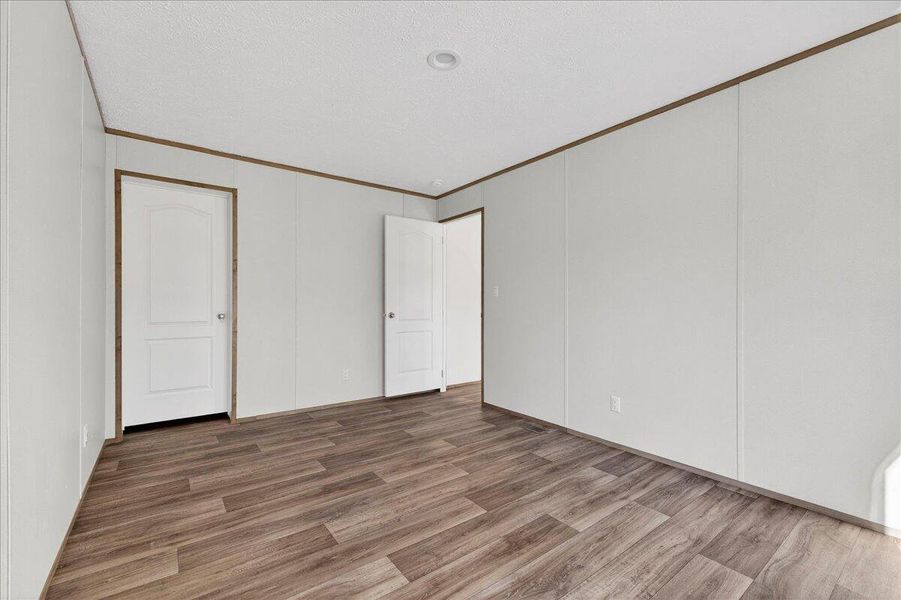 Spacious, unfurnished interior of a new home in , Eutawville (Image 22).